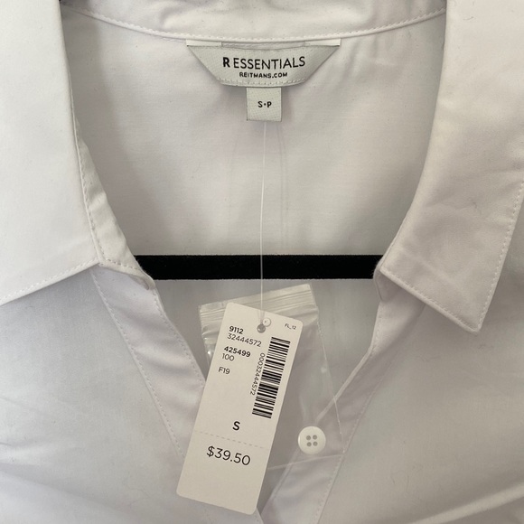 Women’s white button down shirt (blouse) Reitman’s Ressentials - Picture 3 of 8